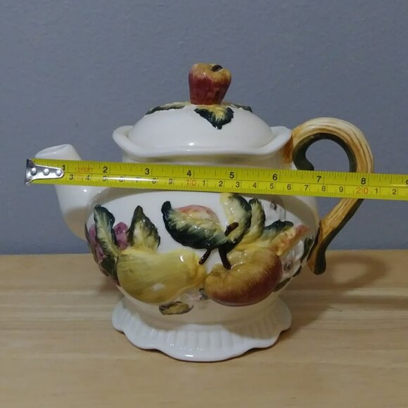 BICO China Harvest Fruit Berries Leaves Fall Ceramic Teapot - Picture 5 of 10